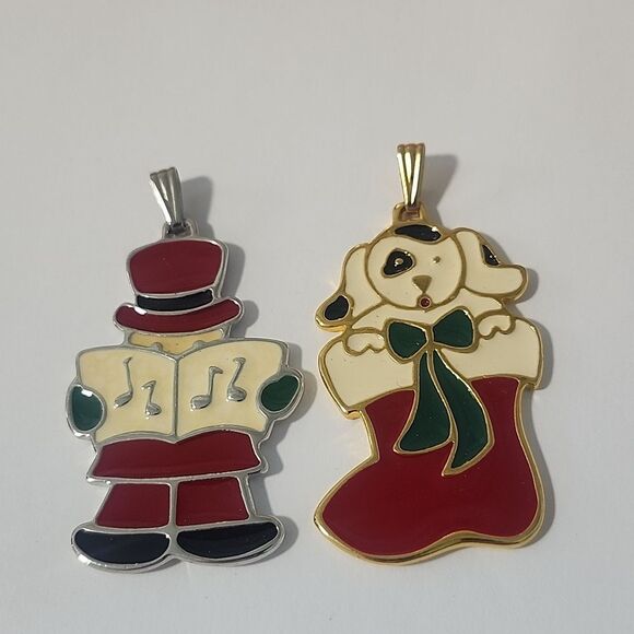 Festive Enamel Christmas Pendants Wallace Silversmiths - Picture 1 of 4